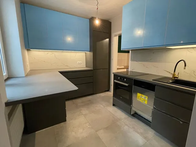 Kitchen & dining finishes