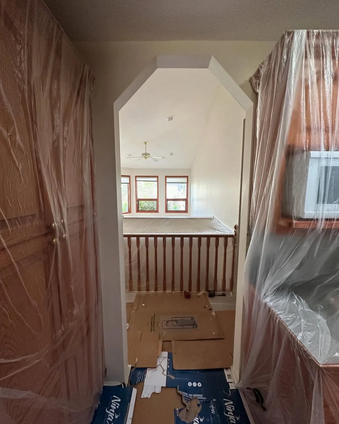 An arched opening — photo 4 of 5
