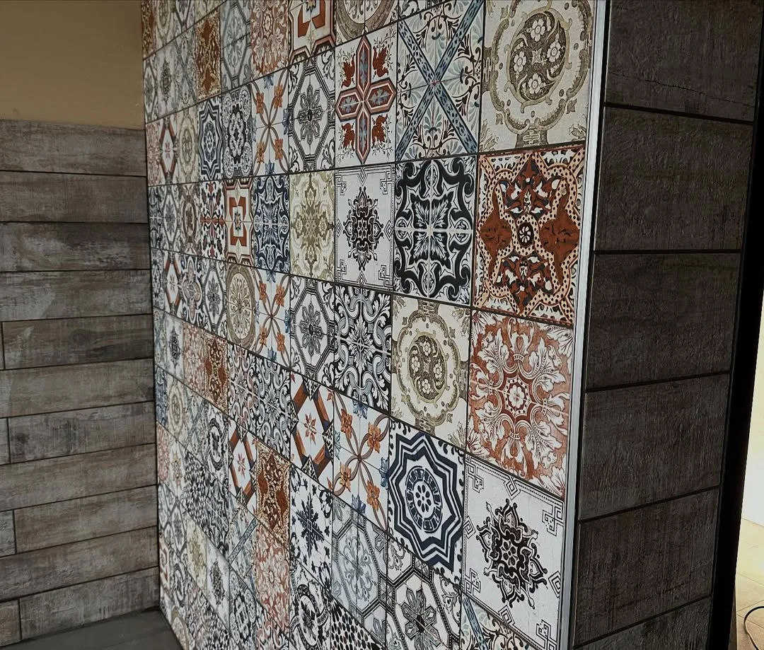 Patterned tile details — photo 5 of 6