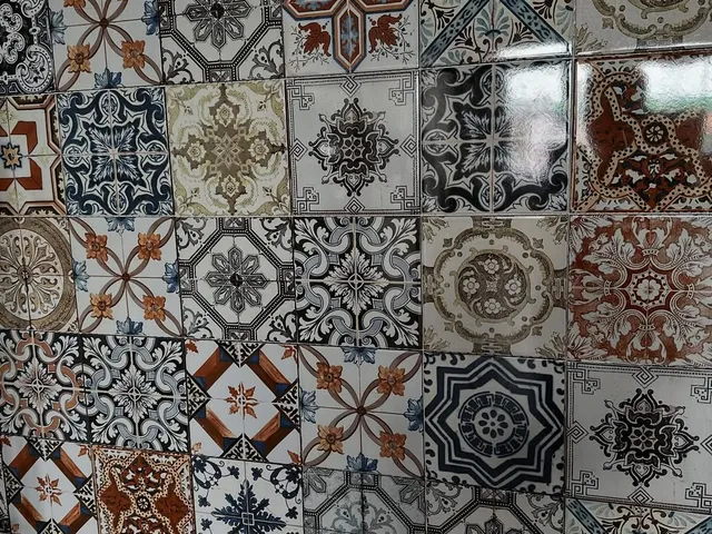 Patterned tile details